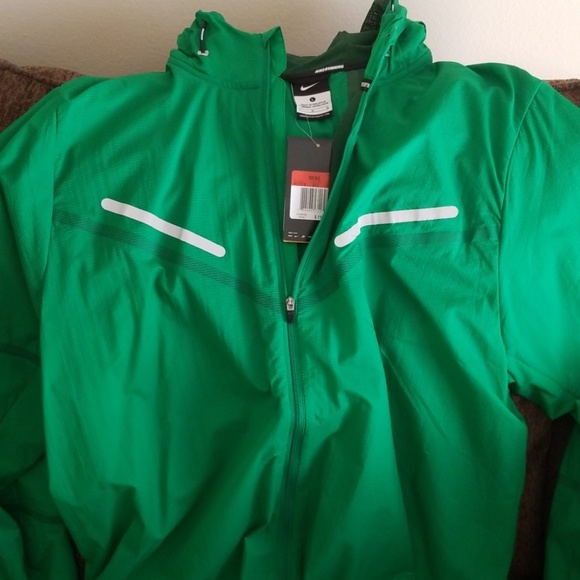 New - Picture 2 of 8